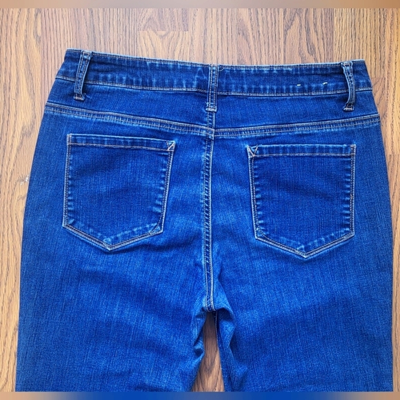 Santana Womens Blue Denim Jeans Size 10 Medium Wash Mid Rise - Picture 13 of 13